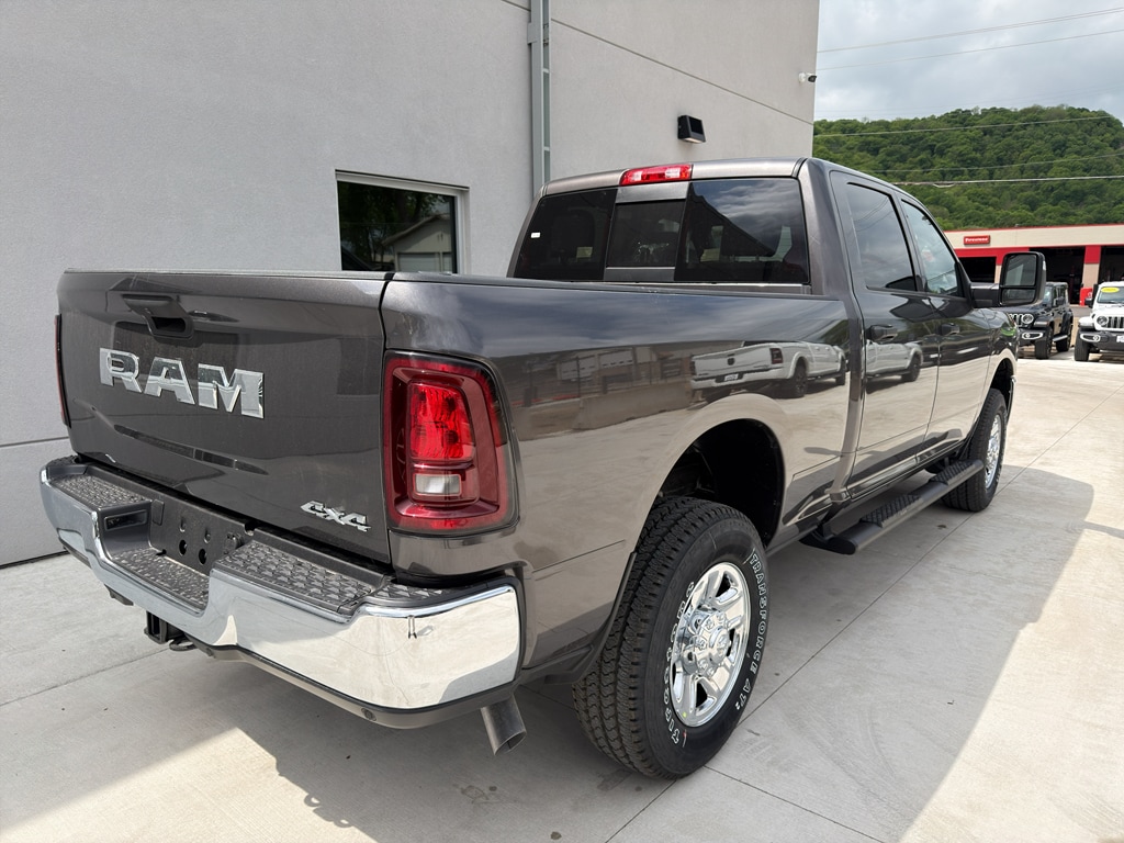 New 2026 Ram 2500 TRADESMAN CREW CAB 4X4 6'4 BOX Pickup
