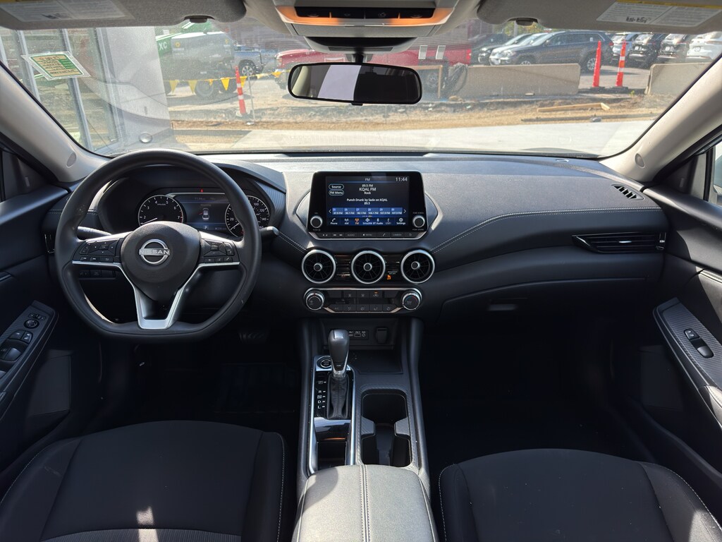 2024 Nissan Sentra SV photo 2
