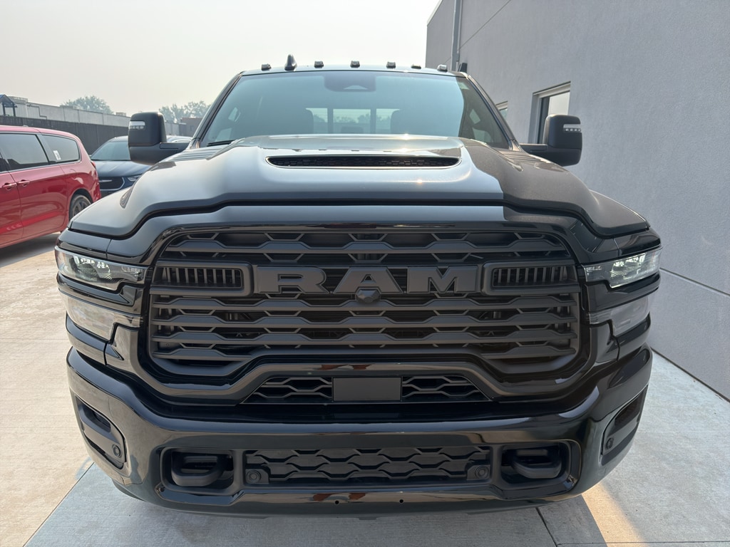 New 2026 Ram 2500 BLACK EXPRESS CREW CAB 4X4 6'4 BOX Pickup