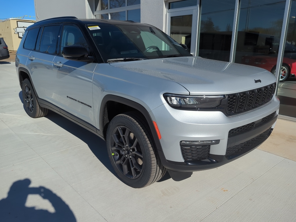 2025 Jeep Grand Cherokee L Limited's photo