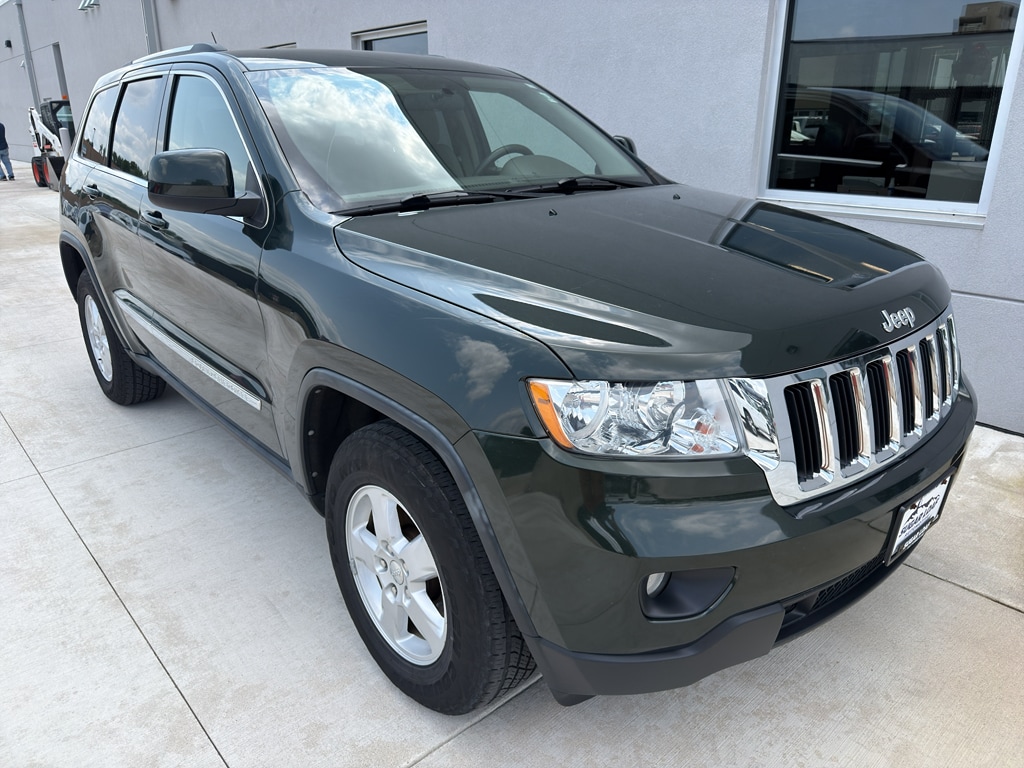 Used 2011 Jeep Grand Cherokee Laredo SUV