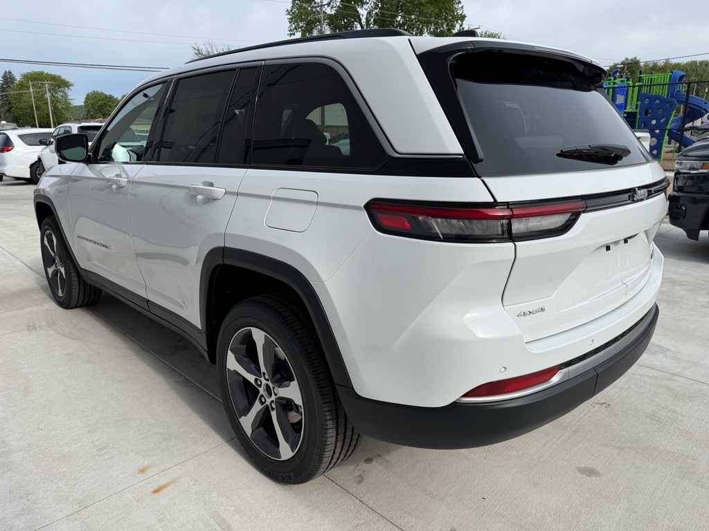New 2026 Jeep Grand Cherokee LIMITED 4X4 Sport Utility