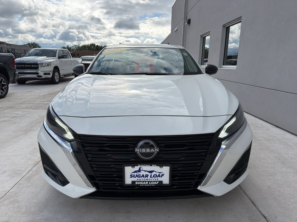 Used 2025 Nissan Altima SV with VIN 1N4BL4DV3SN354748 for sale in Winona, Minnesota