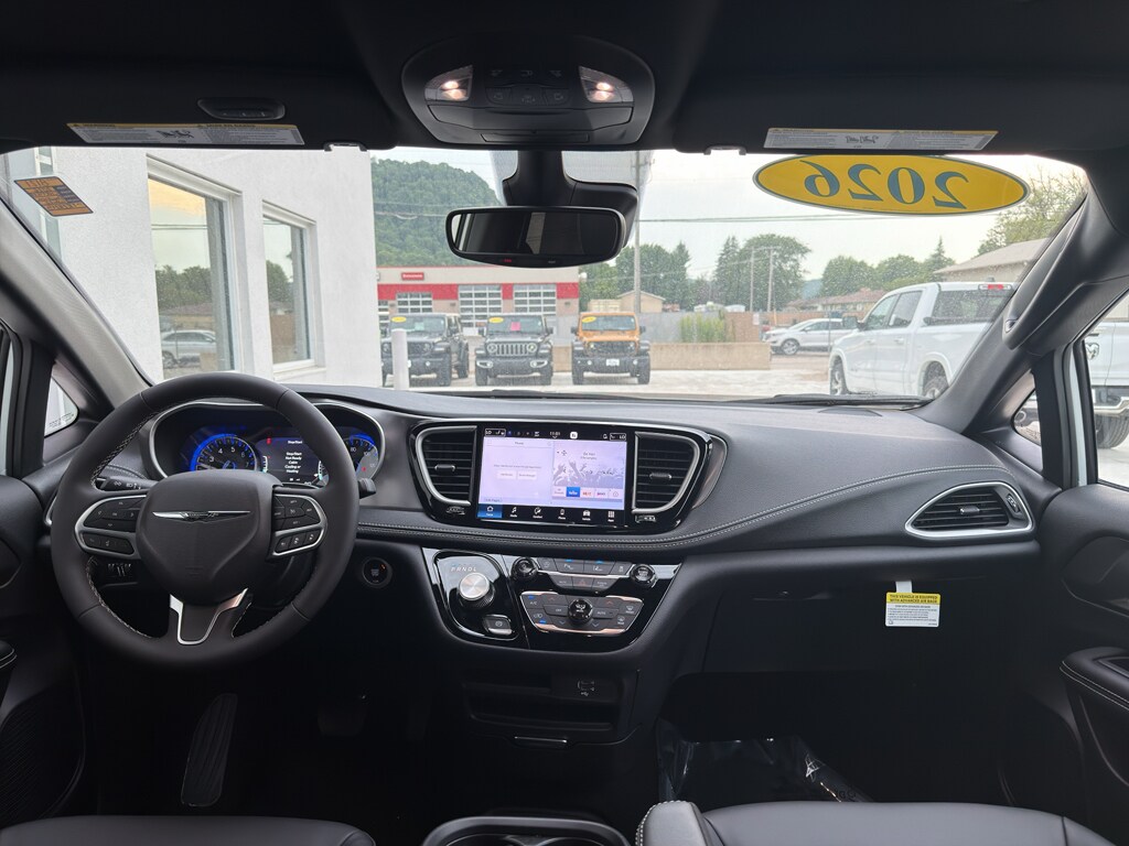2026 Chrysler Pacifica Select - Photo 23