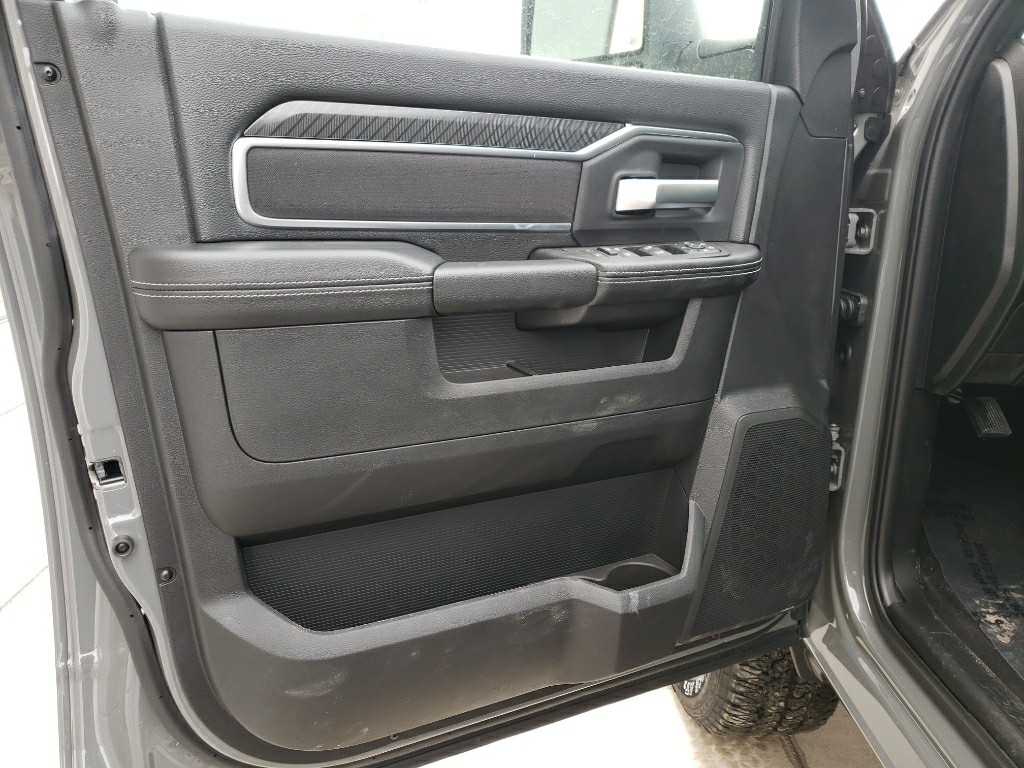 2026 RAM 2500 Big Horn - Photo 10