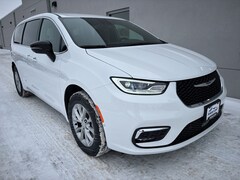 2026 Chrysler Pacifica SELECT AWD Passenger Van