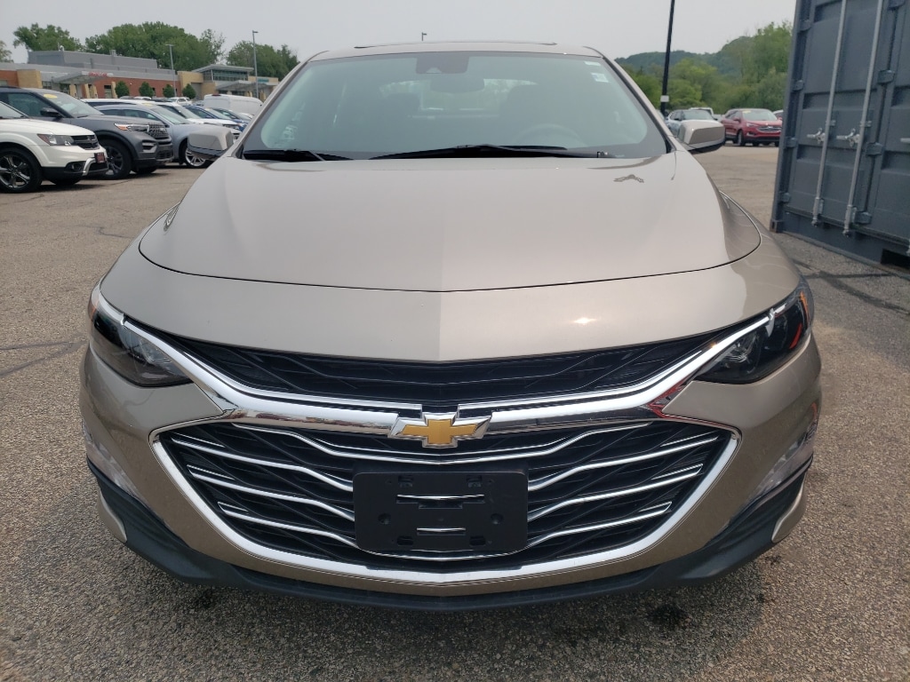 Used 2024 Chevrolet Malibu 1LT with VIN 1G1ZD5ST9RF174636 for sale in Winona, Minnesota