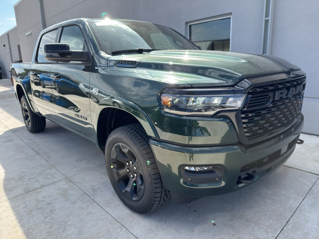 New 2026 Ram 1500 BIG HORN CREW CAB 4X4 5'7 BOX Pickup