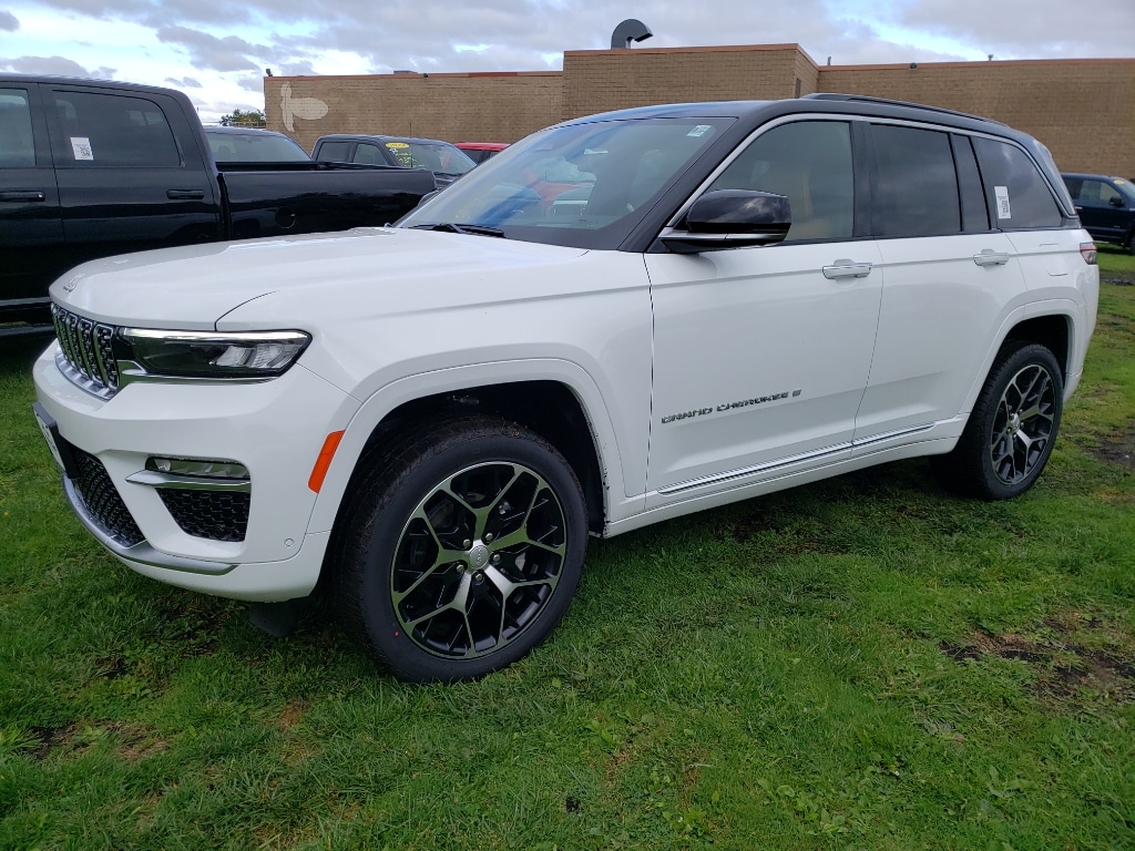 New 2025 Jeep Grand Cherokee SUMMIT RESERVE 4X4 Sport Utility