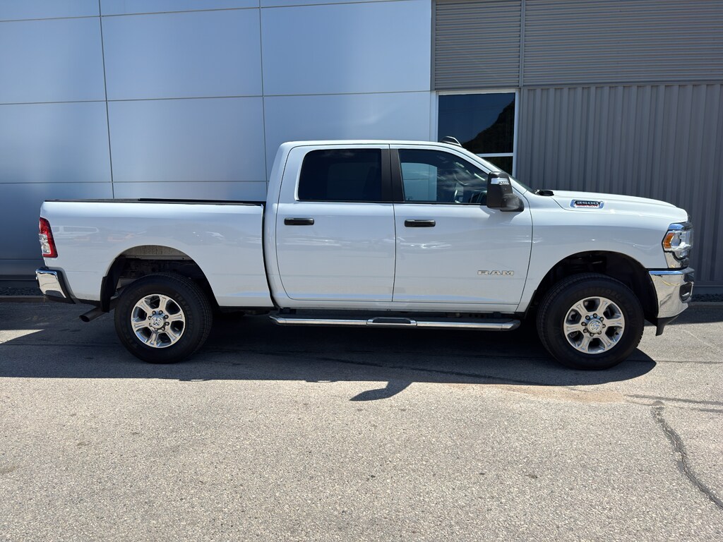 2024 Ram 2500 Big Horn photo 2