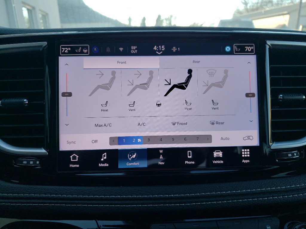 2026 Chrysler Pacifica Limited - Photo 27