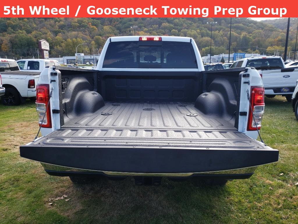 2024 Ram 2500 Tradesman photo 2