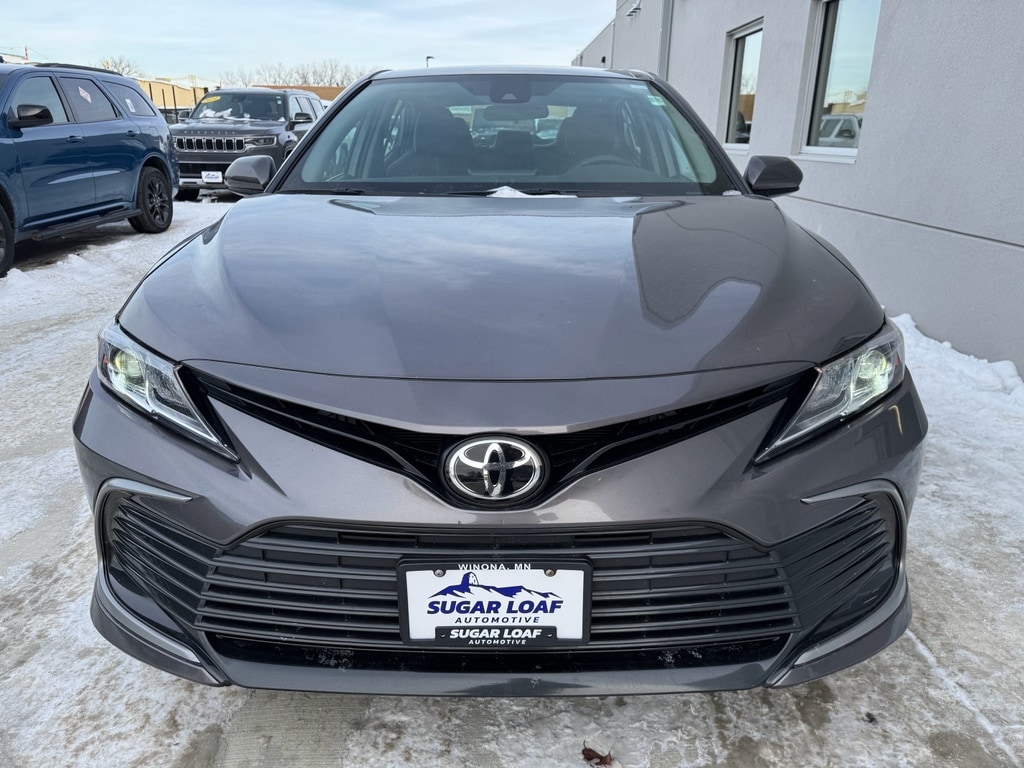 Used 2022 Toyota Camry LE with VIN 4T1C11AK6NU499334 for sale in Winona, Minnesota