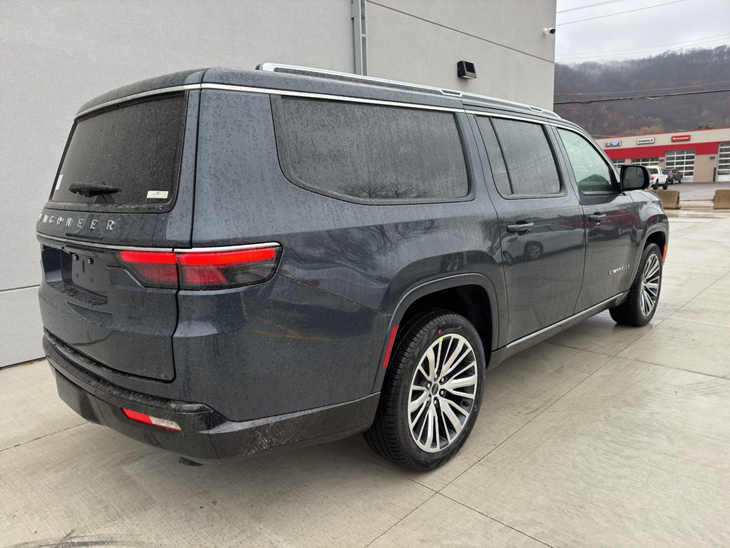 New 2025 Jeep Wagoneer L LIMITED 4X4 Sport Utility