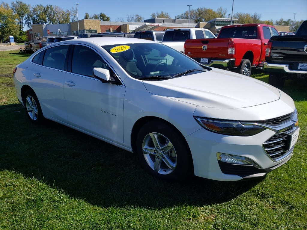 Used 2024 Chevrolet Malibu 1LT Sedan