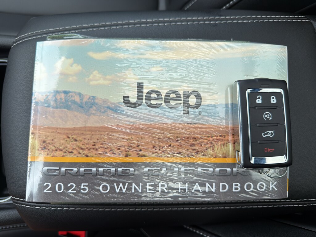 2025 Jeep Grand Cherokee L Limited - Photo 40