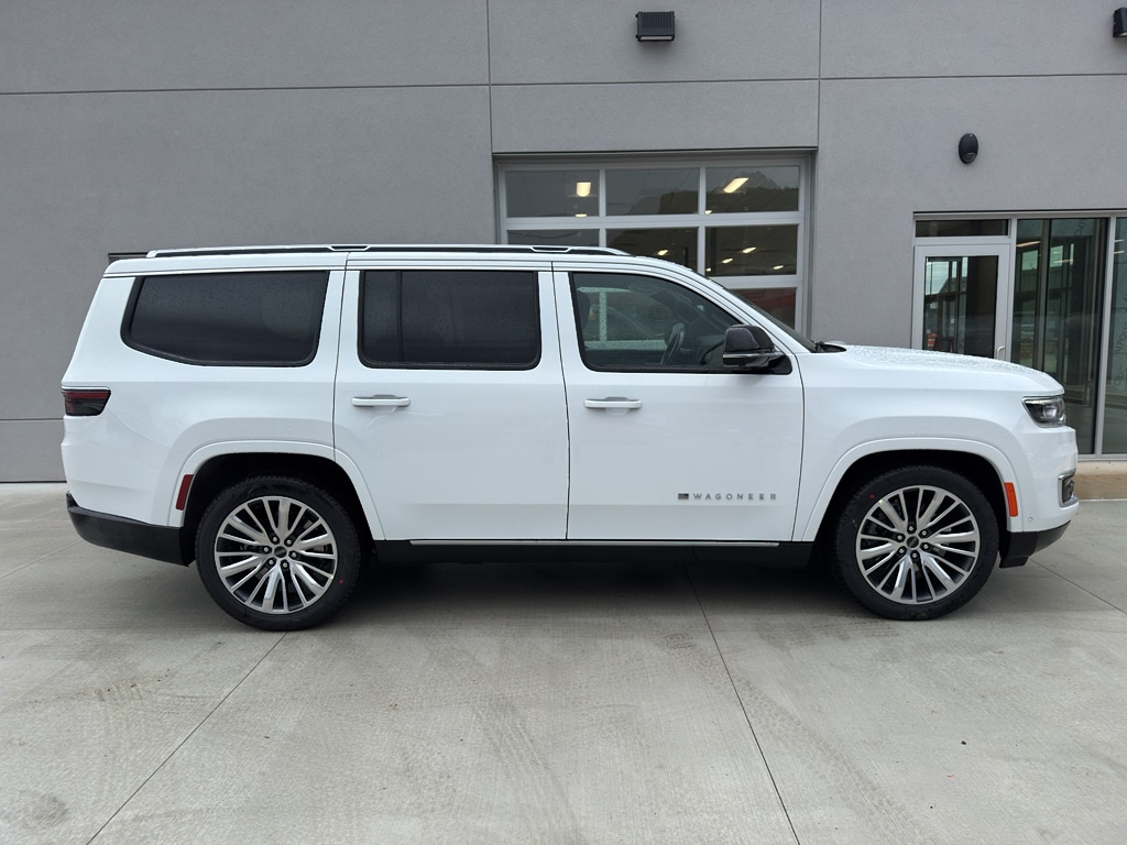 New 2025 Jeep Wagoneer LIMITED 4X4 Sport Utility