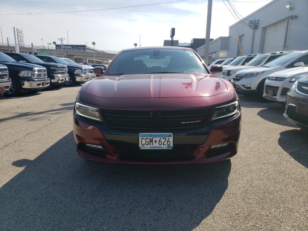 Used 2019 Dodge Charger SXT with VIN 2C3CDXJG4KH505337 for sale in Winona, Minnesota