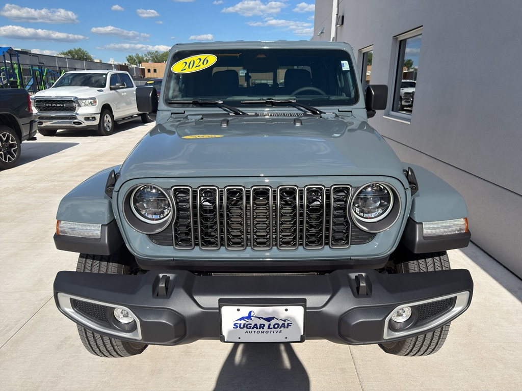 New 2026 Jeep Gladiator SAHARA 4X4 Pickup