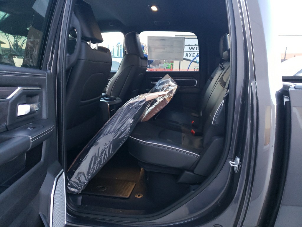 2026 RAM 2500 Laramie - Photo 15