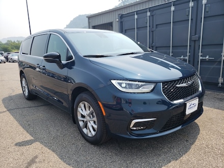 2025 Chrysler Pacifica SELECT AWD Passenger Van