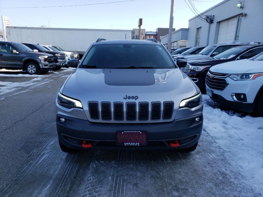 Used 2019 Jeep Cherokee Trailhawk with VIN 1C4PJMBX4KD186456 for sale in Winona, Minnesota