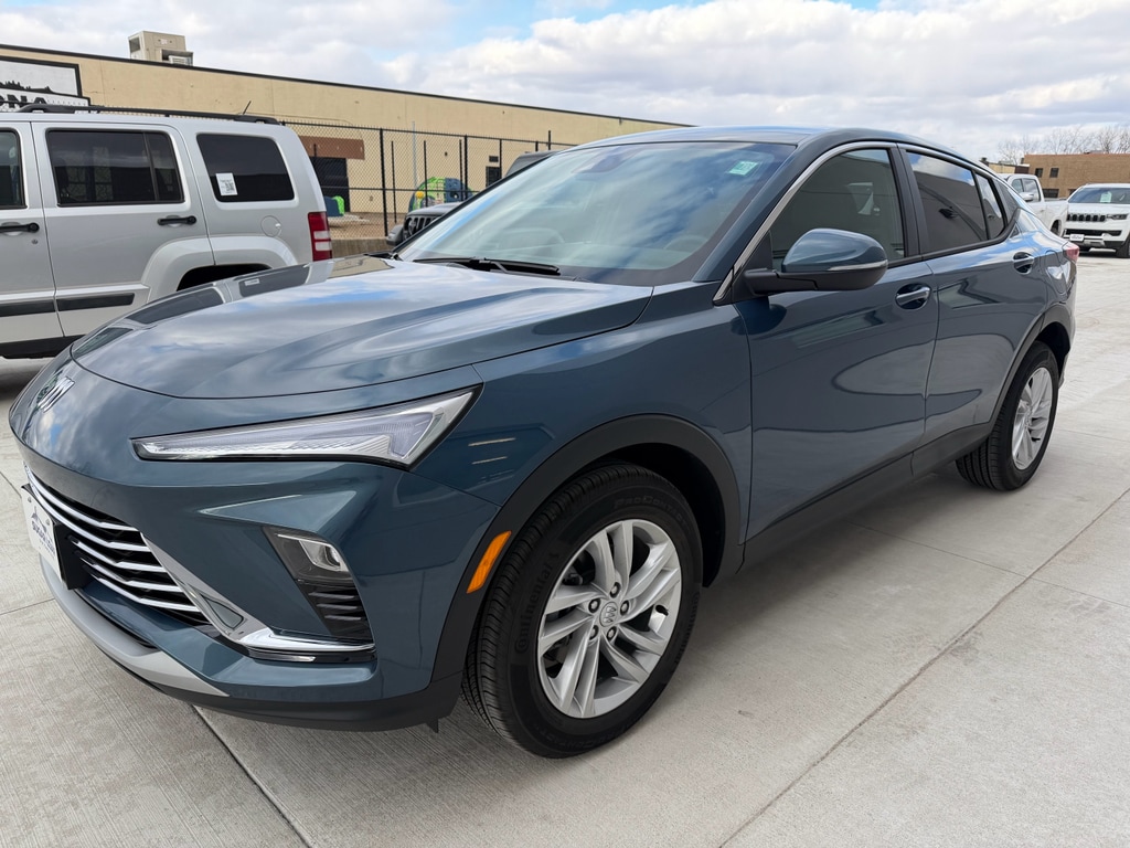 Used 2024 Buick Envista Preferred with VIN KL47LAE24RB138545 for sale in Winona, Minnesota