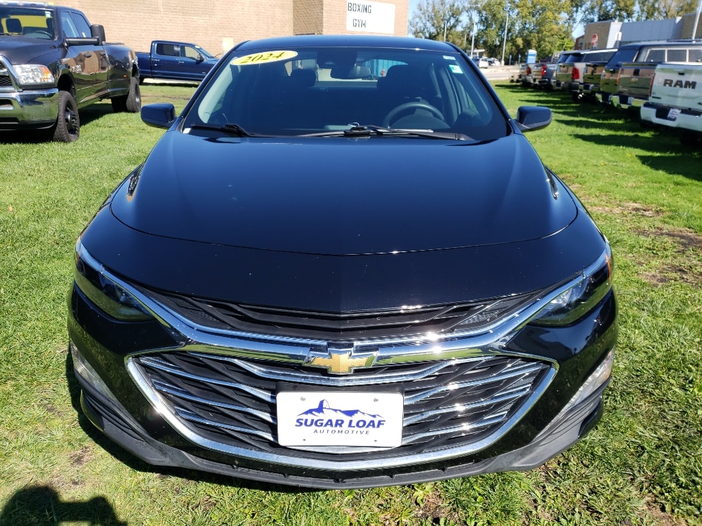 Used 2024 Chevrolet Malibu 1LT with VIN 1G1ZD5ST1RF218922 for sale in Winona, Minnesota