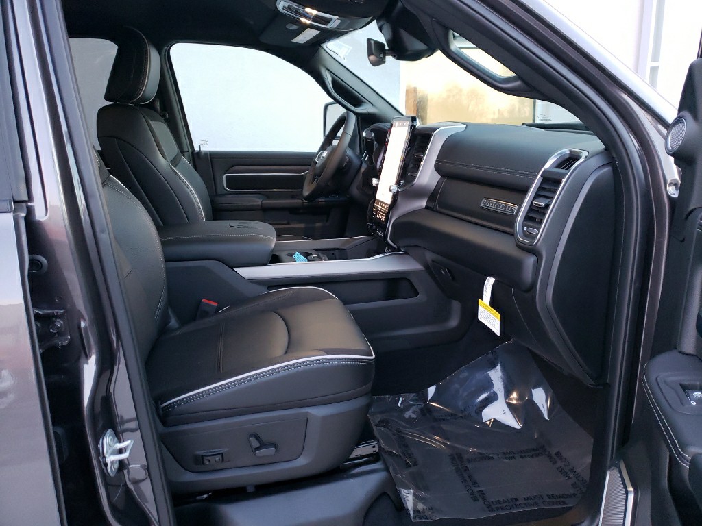 2026 RAM 2500 Laramie - Photo 20
