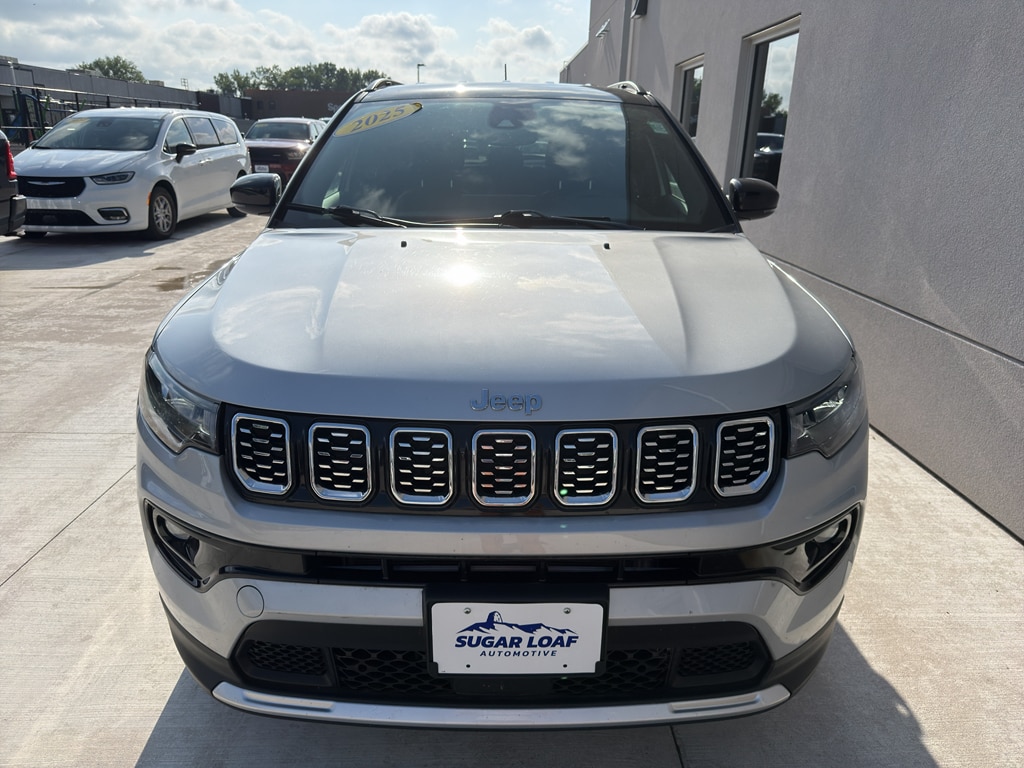 Used 2025 Jeep Compass Limited with VIN 3C4NJDCNXST557280 for sale in Winona, Minnesota