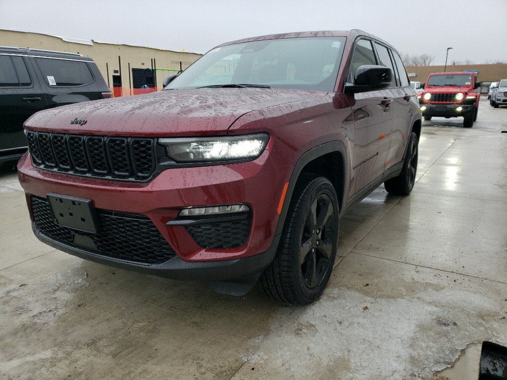 New 2025 Jeep Grand Cherokee LIMITED 4X4 Sport Utility
