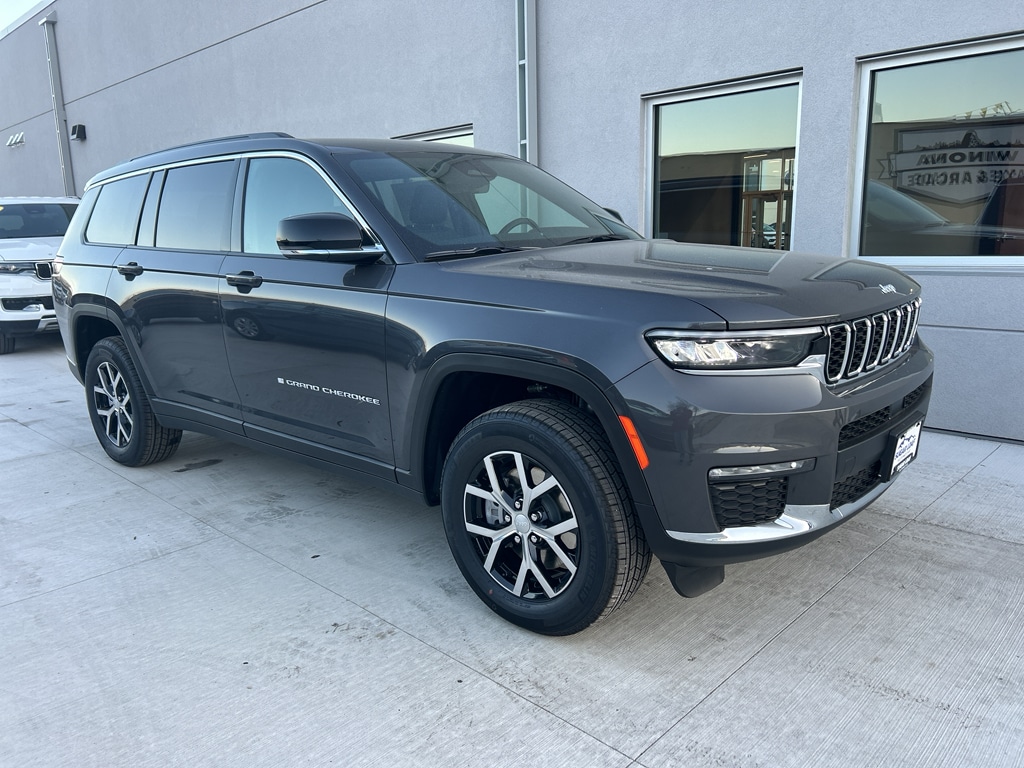 2025 Jeep Grand Cherokee L Limited's photo