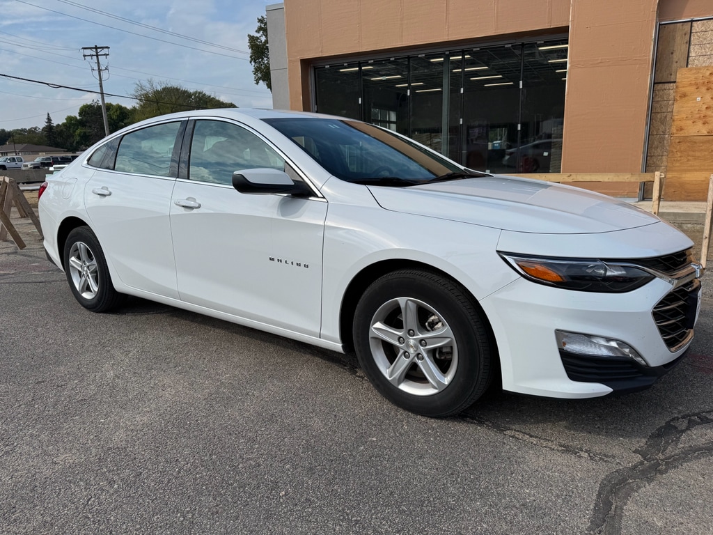 Used 2024 Chevrolet Malibu 1LT Sedan