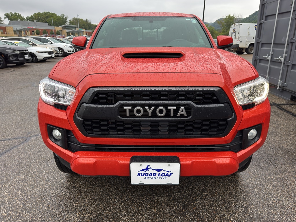 Used 2017 Toyota Tacoma TRD Sport with VIN 3TMCZ5AN1HM093520 for sale in Winona, Minnesota
