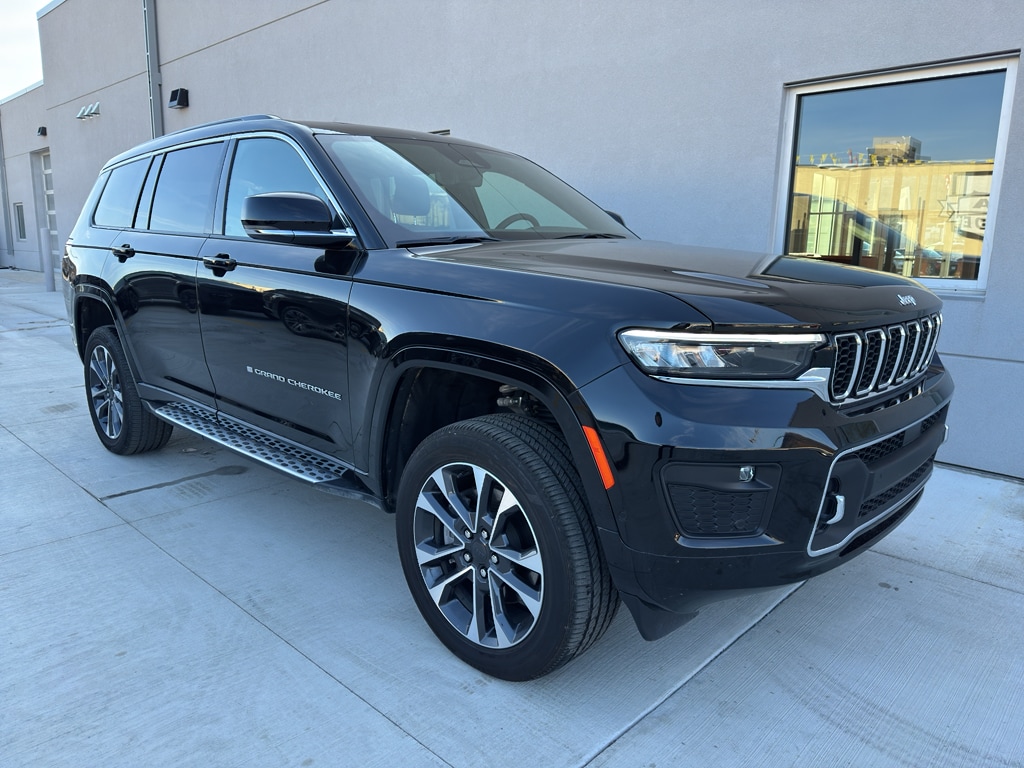 2024 Jeep Grand Cherokee L Overland's photo