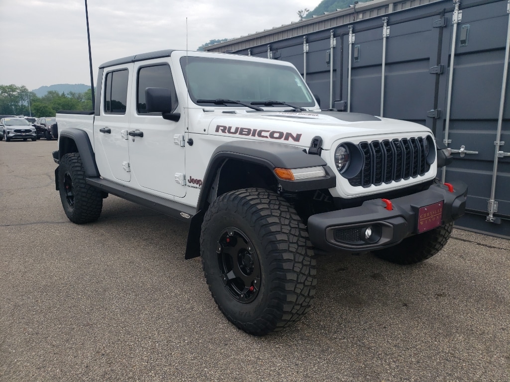 Used 2021 Jeep Gladiator Rubicon with VIN 1C6JJTBMXML595096 for sale in Winona, Minnesota