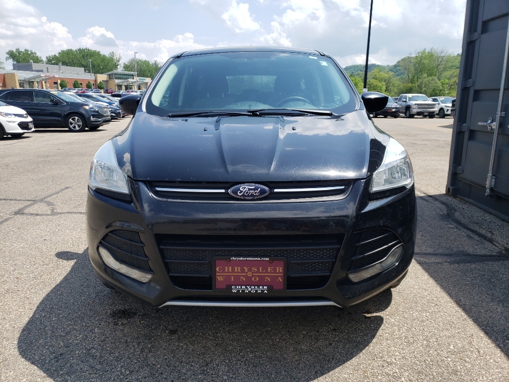 Used 2014 Ford Escape SE with VIN 1FMCU9G97EUD35522 for sale in Winona, Minnesota