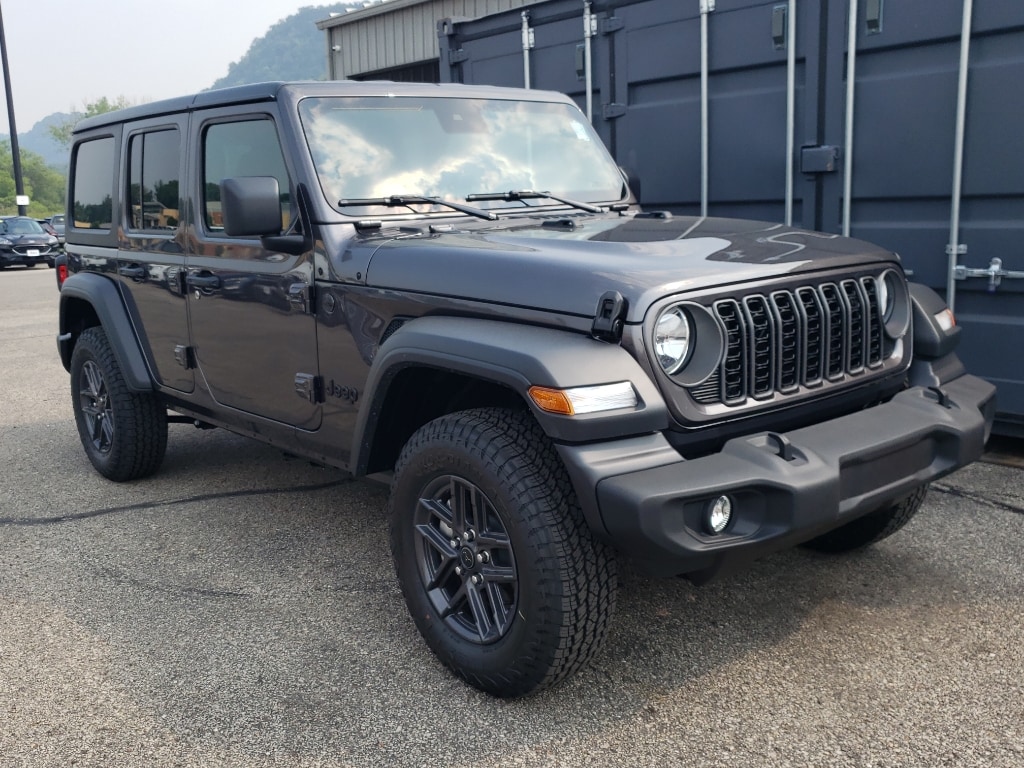 2025 Jeep Wrangler 4-DOOR SPORT S