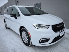 2026 Chrysler Pacifica SELECT Passenger Van