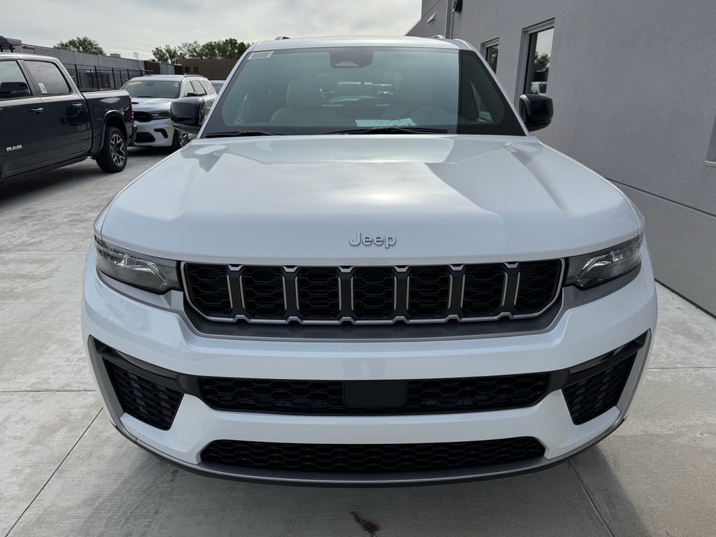 New 2026 Jeep Grand Cherokee LIMITED 4X4 Sport Utility