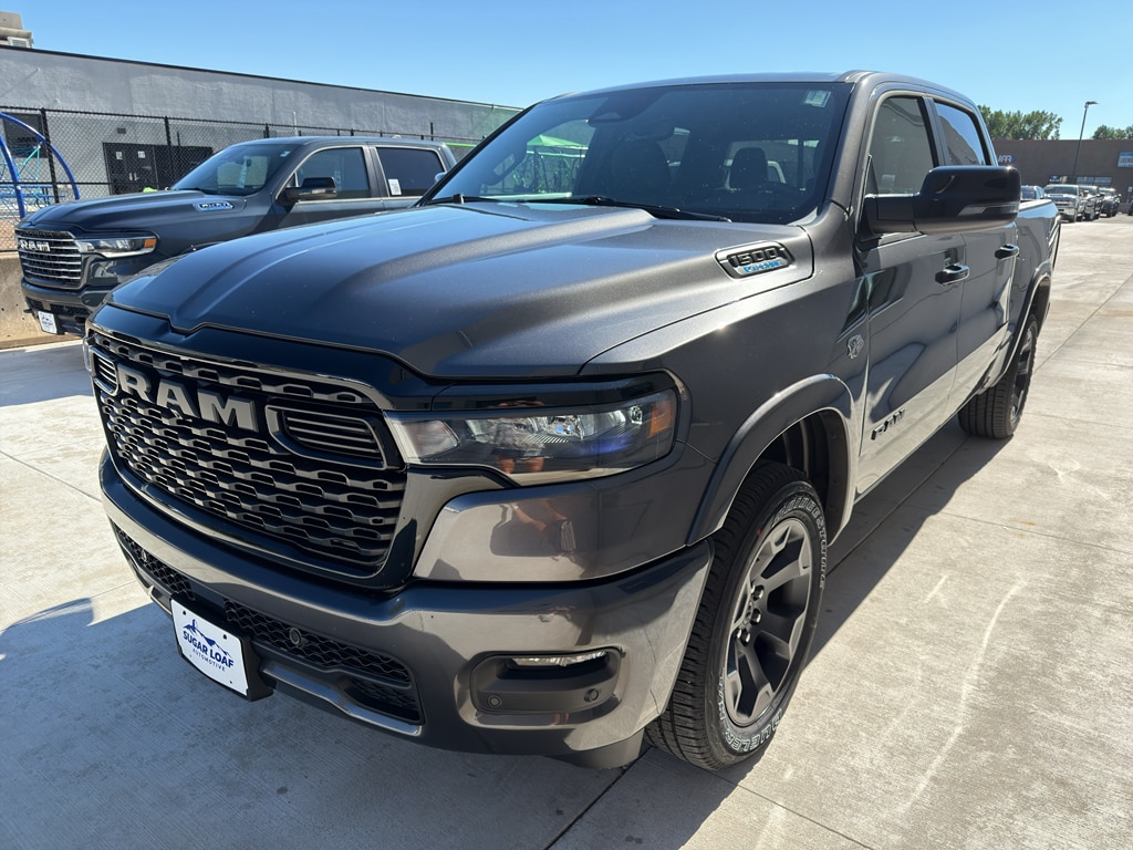 New 2026 Ram 1500 BIG HORN CREW CAB 4X4 5'7 BOX Pickup