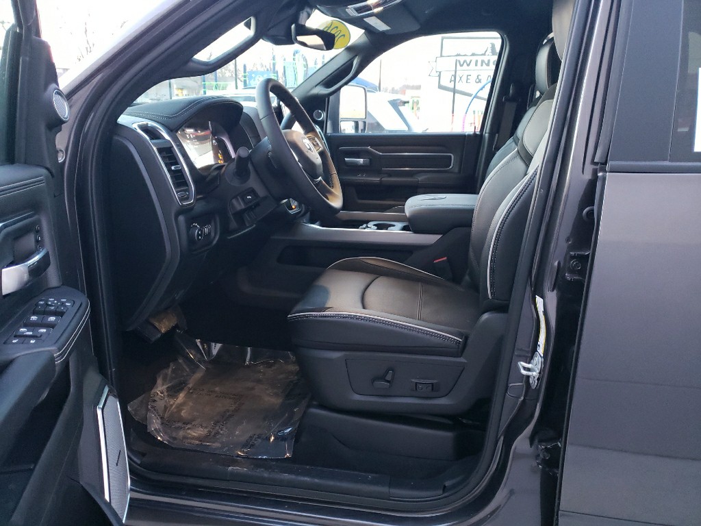 2026 RAM 2500 Laramie - Photo 13