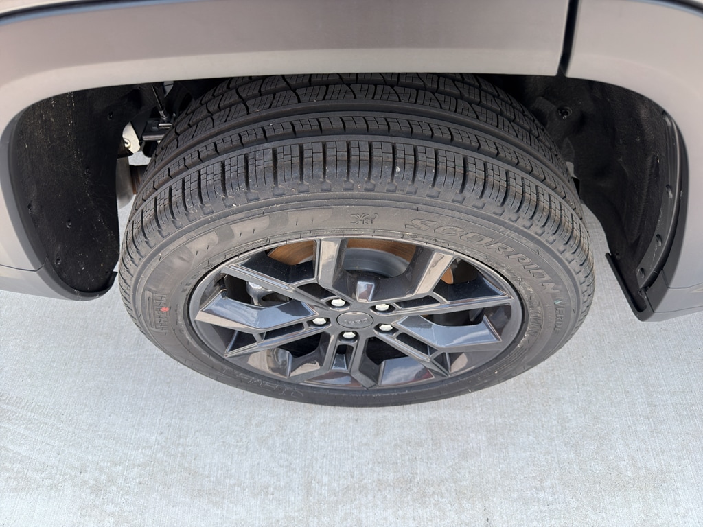 2025 Jeep Grand Cherokee L Limited - Photo 9
