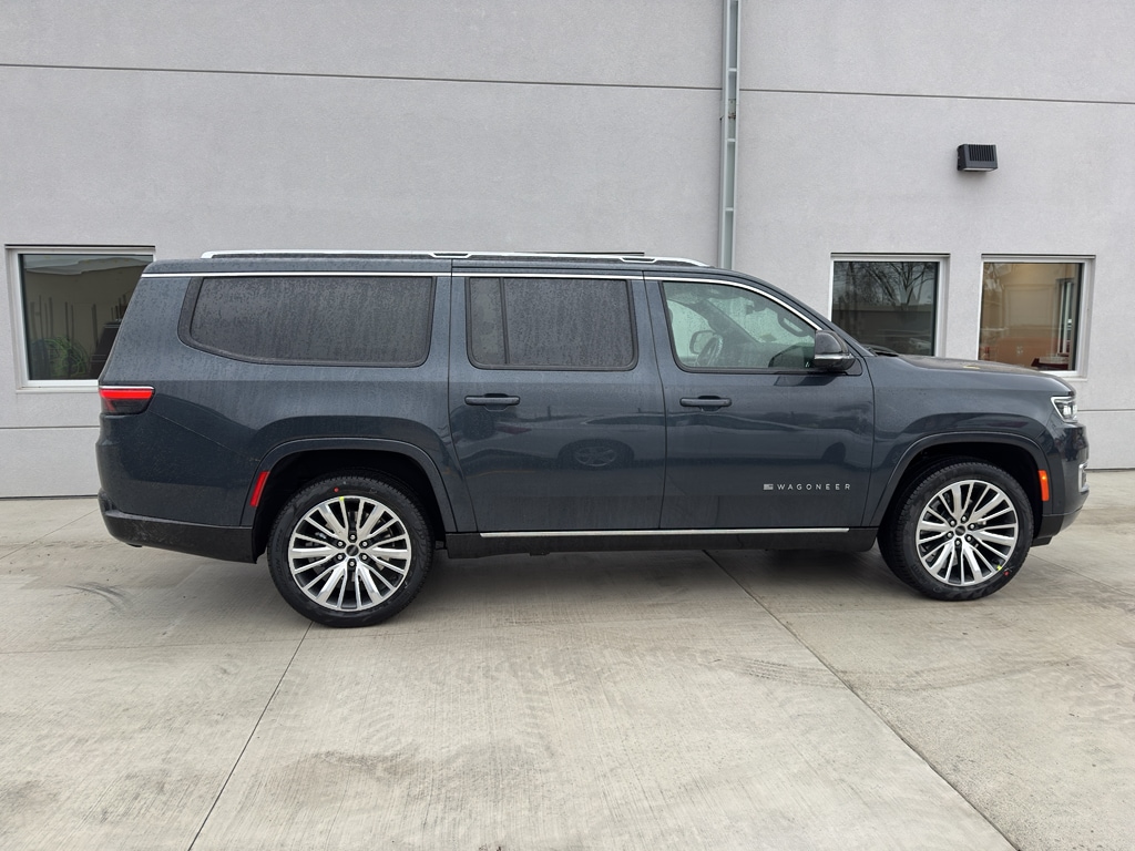 New 2025 Jeep Wagoneer L LIMITED 4X4 Sport Utility