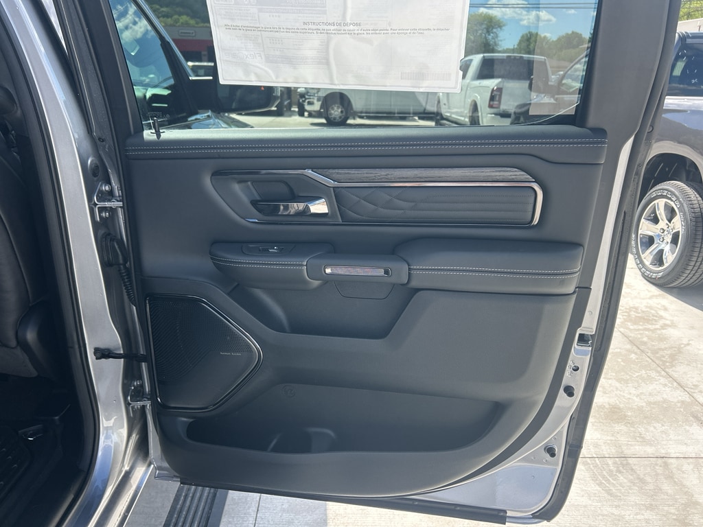 2026 RAM 1500 Limited - Photo 16