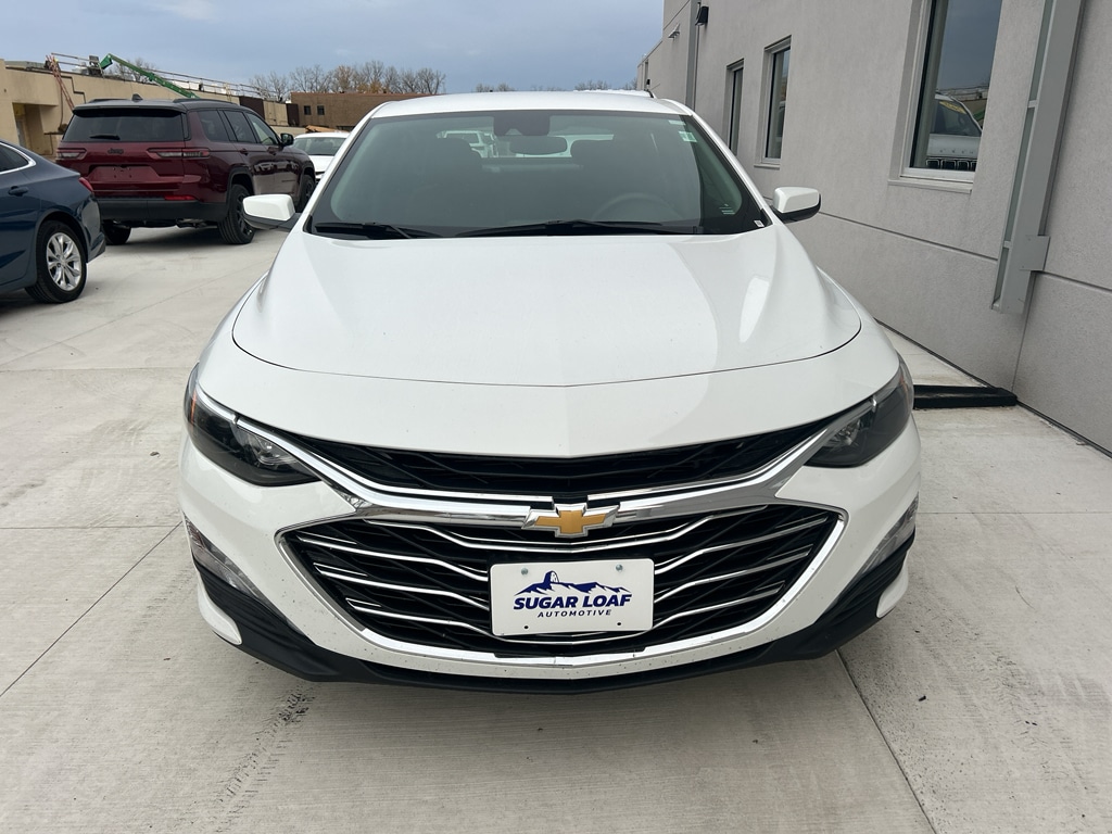 Used 2024 Chevrolet Malibu 1LT with VIN 1G1ZD5STXRF200113 for sale in Winona, Minnesota