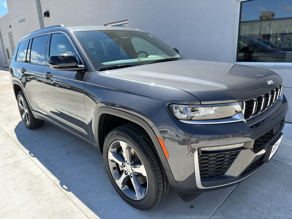 New 2026 Jeep Grand Cherokee L LIMITED 4X4 Sport Utility