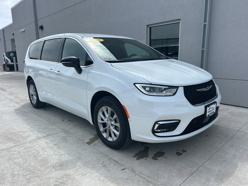 2026 Chrysler Pacifica Select AWD's photo