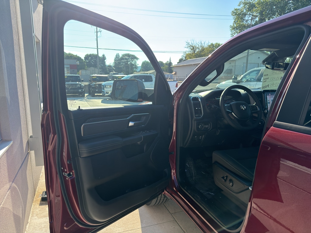 2026 RAM 1500 Big Horn/Lone Star - Photo 10
