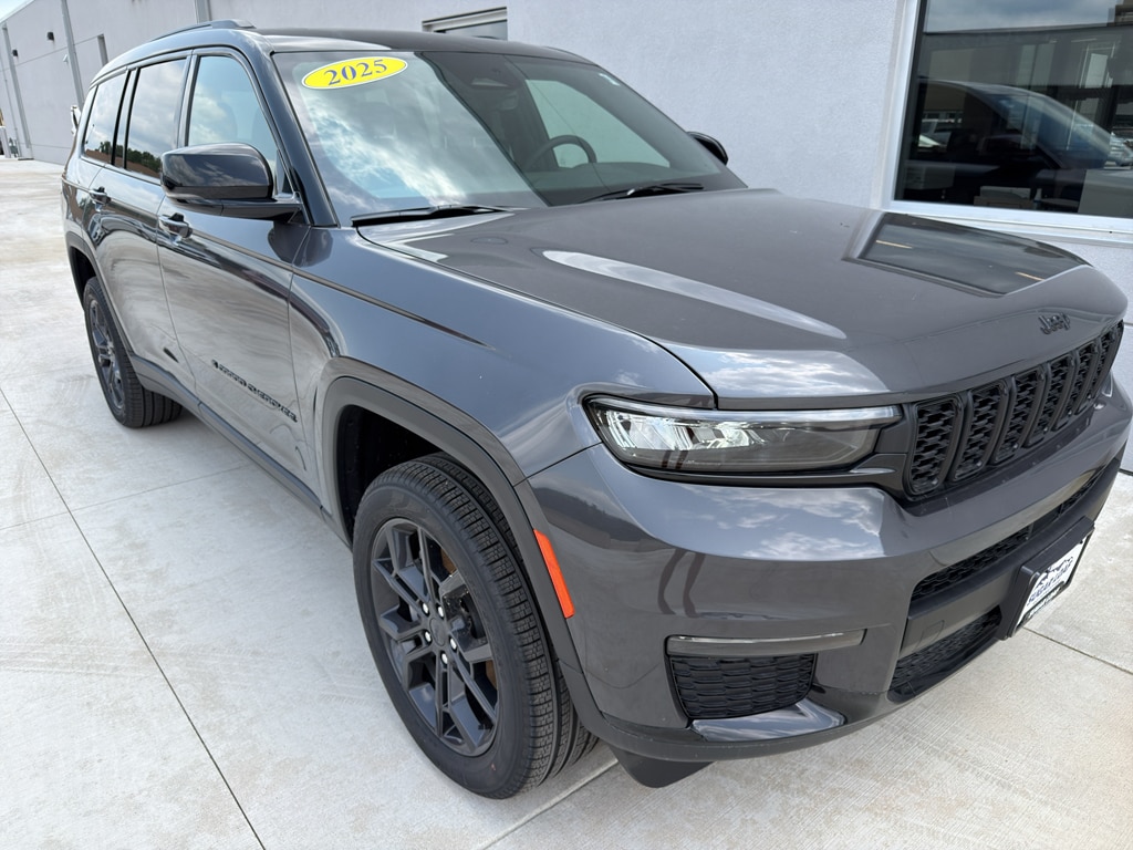 New 2025 Jeep Grand Cherokee L LIMITED 4X4 Sport Utility